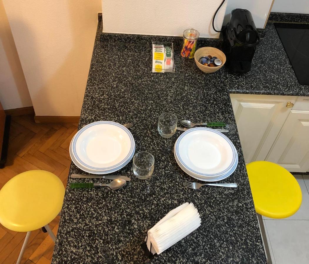 Apartamento En El Centro آكورونيا المظهر الخارجي الصورة